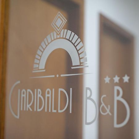 مبيت وإفطار مسينا Garibaldi R&B المظهر الخارجي الصورة